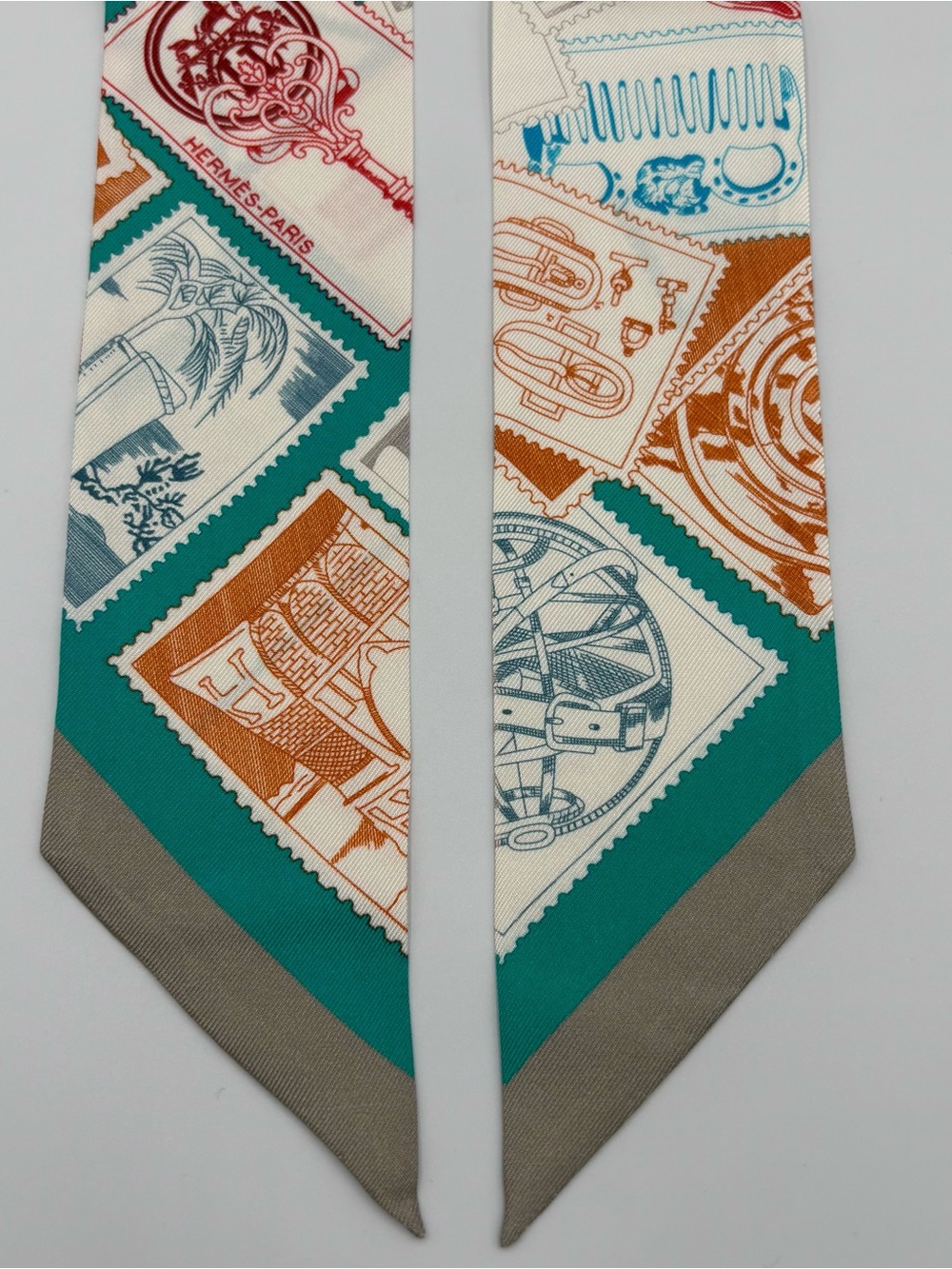 Hermès Le Philateliste du Faubourg Twilly Scarf Cream Teal Stamp Print Silk - Picture 3 of 6